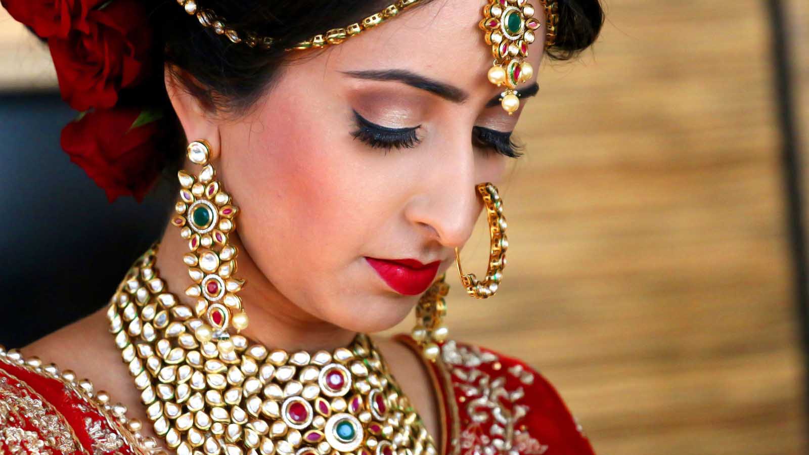 Attending a Wedding? Style Your Indian Wedding Jewelry Like These Bollywood  Beauties Did! – Timeless Indian Jewelry | Aurus