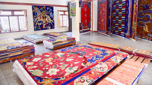 Amp Up Your Home Decor With Tibetan Knot Rugs