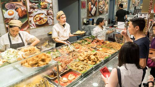 8 Hawker Centres To Check Out In Singapore 