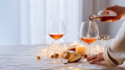 Top 15+ Best Wines & Spirits To Celebrate Christmas And New Year