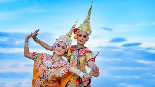 Thailand Beyond The Beaches & Nightlife: 7 Majestic Temples That Are A Must-Visit