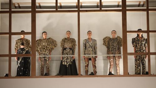 Designer Rahul Mishra Showcases Tree Of Life | Zee Zest