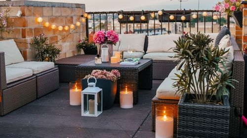These 5 Easy Décor Ideas For Your Balcony Are Perfect For Date Nights