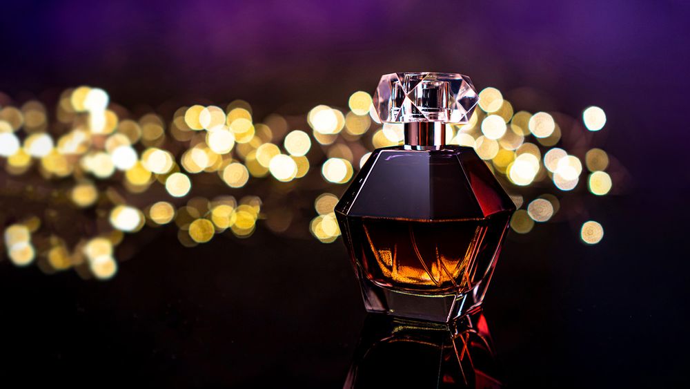 Diwali Gifting Guide 2022: 10 Premium Festive Fragrances | Zee Zest