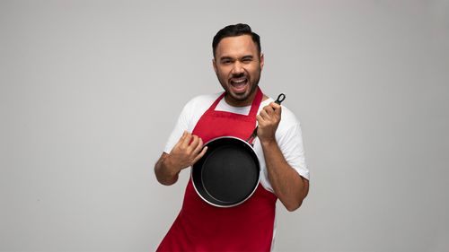Chef Saransh Goila Launches Cookware Brand, Delishaas