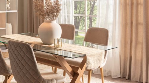 12 Delightful Dining Table Centerpiece Ideas for Everyday