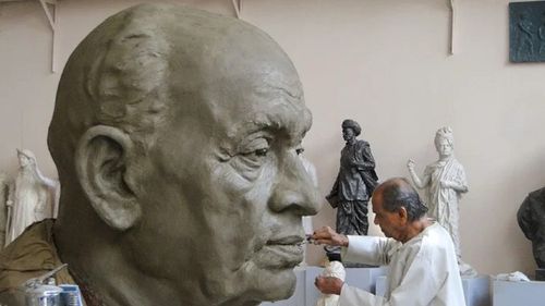 Ram Vanji Sutar — Meet The Sculptor Who Will Carve Tallest Ram Statue