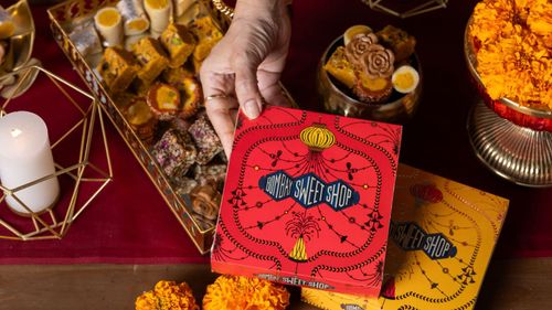 Express Your Love With These 10 Scrumptious Diwali Gift Hampers