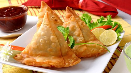 Experience The Delicious Fusion Of Flavours With A Simple Chinese Samosa Recipe