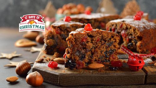 8 Expert Hacks To Perfect Your Fruit Cake Recipe Every Christmas