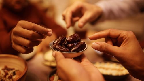 Nutritionist-Approved Tips To Eat Your Way Through A Healthier Ramzan