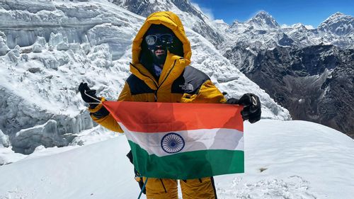 Harshvardhan Joshi Scales Mt Everest To Promote Sustainability  