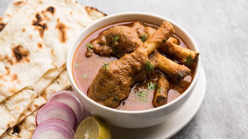 8 Ways To Experience Lucknow’s Culinary Glory During Ramzan