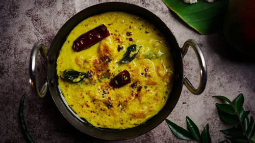 This Chef Delivers Vegetarian Malayali Feasts To Doorsteps in Mumbai