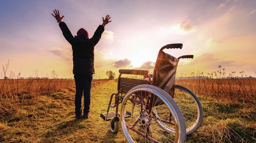 This Costume Designer Gives Multiple Sclerosis A Tough Fight