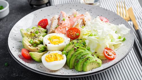 Low Carb Breakfast Ideas For A Healthy Start | Zee Zest