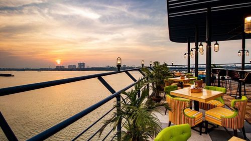 10 Open-Air Restaurants In And Around Kolkata For Gastronomic Delights 