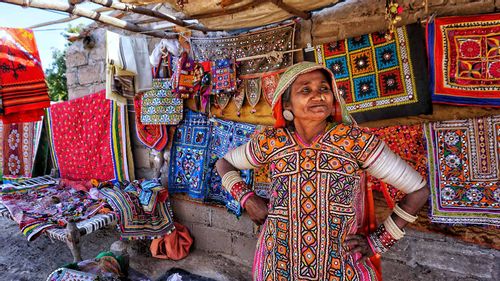 8 Art And Craft Villages In Kutch Every Handicraft Lover Must Visit
