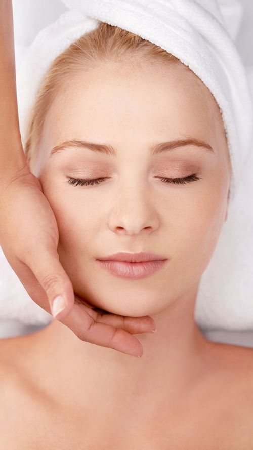 Lymphatic Drainage: What It Is & Why Everyone’s Talking About It