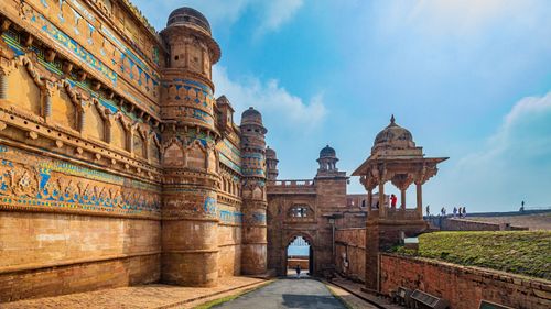 8 Incredible Forts In Madhya Pradesh That Will Take You Back in Time