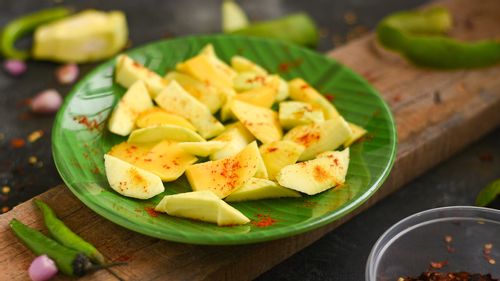 9 Ways To Keep Calm And Kachcha Aam This Summer