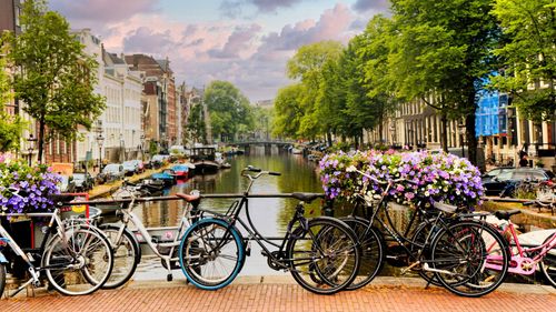 Best Places Around The World To Live While In Your 20s