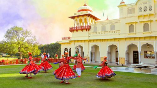 Enjoy the Long Holi Weekend at These 6 Scenic Hotels