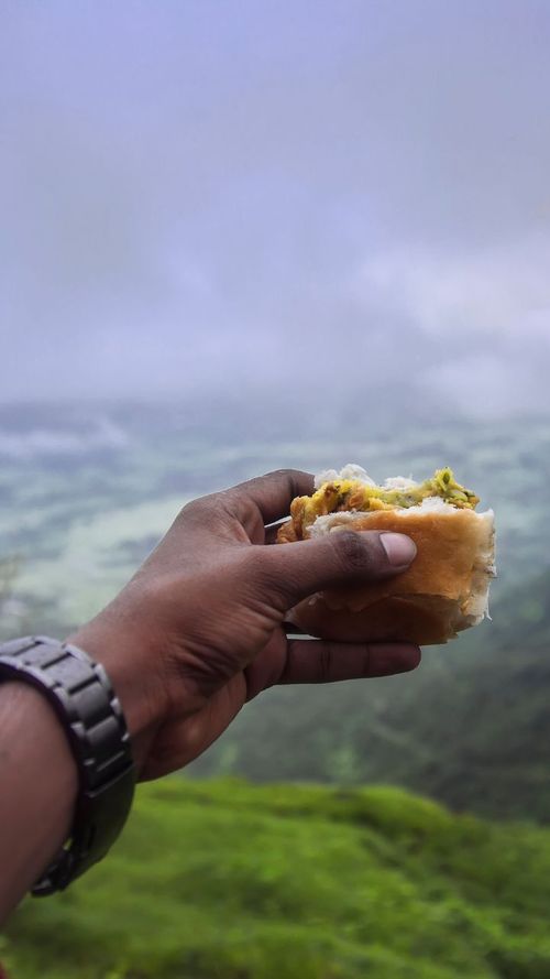 What Not To Eat This Monsoon For A Happy Stomach And Fewer Sick Days