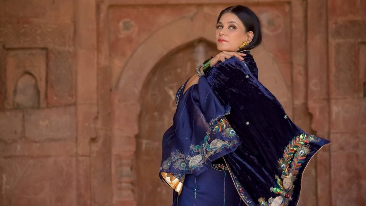 Aishwarya Arjun's Wedding Guest Look! – South India Fashion | Half saree  designs, Long gown design, Half saree