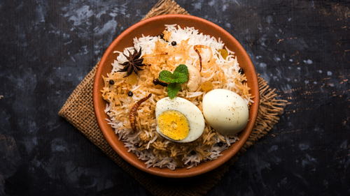 8 Biryani Joints In Kolkata That’ll Transport You To Food Heaven