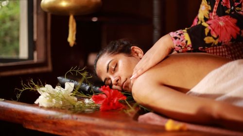 A Beginner’s Guide To Ayurvedic Massages