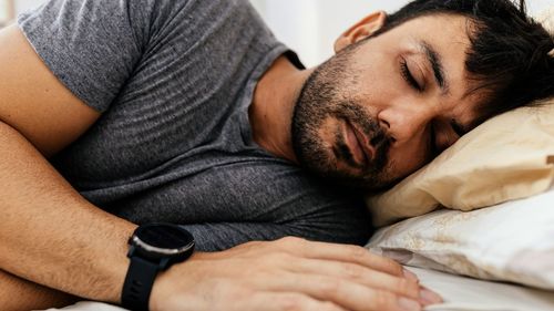 Best Smartwatches For Sleep Tracking – Top Wearable Sleep Trackers