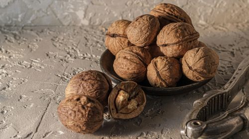Unlock The Benefits Of The Nutty Superfood—Walnuts!