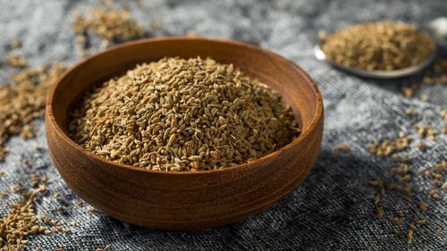 Your Quick Guide To Ajwain Benefits & 4 Recipes You'll Love