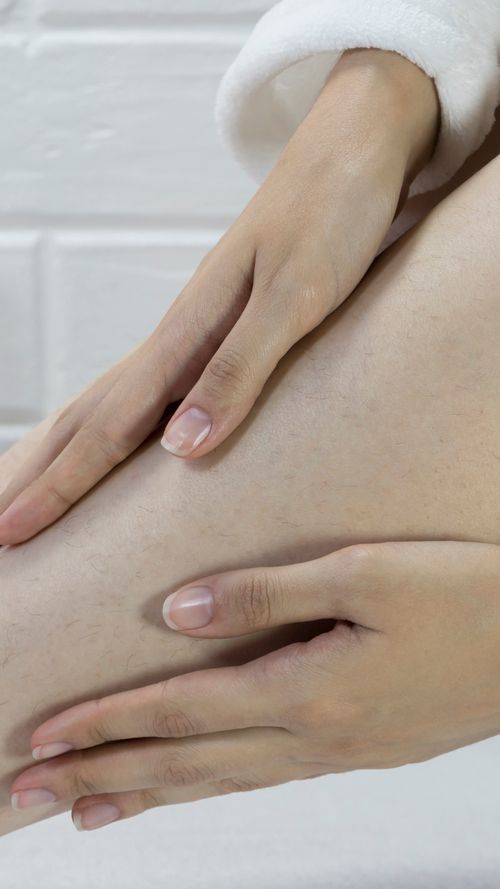 Say Goodbye To Strawberry Legs With Simple Home Remedies! 