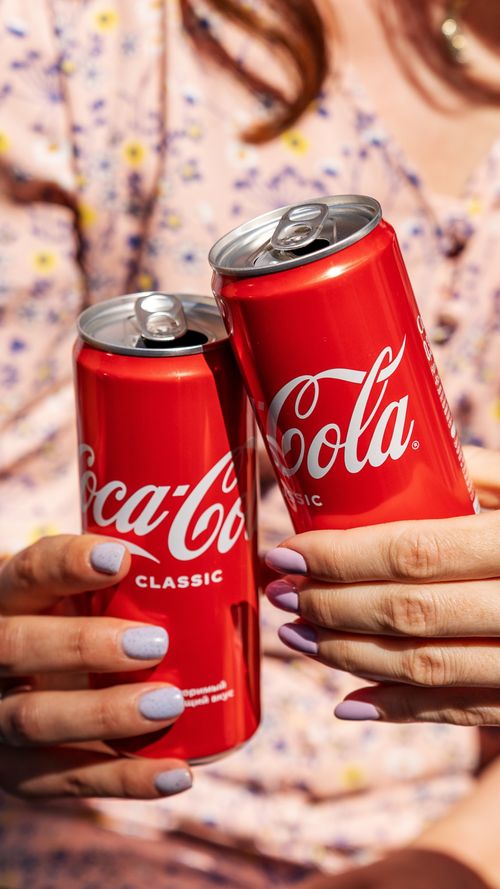 Gen-Z Is Obsessed With The Fridge Cigarette Trend!