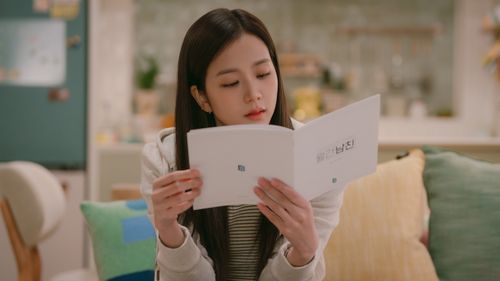 Meet Boyfriend On Demand, Netflix’s New Age Love Story