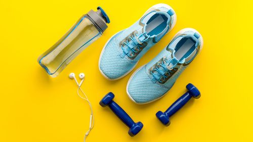 10 Gym Essentials For Men For A Productive Gymming Session