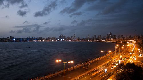 Experiencing The Charm Of Marine Drive, Mumbai's Iconic Gem