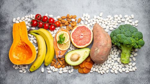 7 Nutrition Trends For A Fitter 2022, According To Luke Coutinho