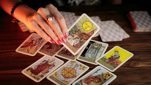 Find Out Tarot Card Meanings And Interpretations