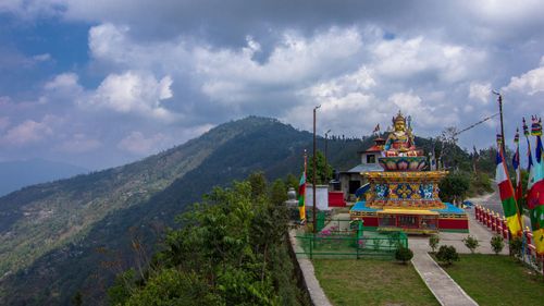 Places To Visit In Kalimpong For An Enchanting Break In The Lap Of Hills