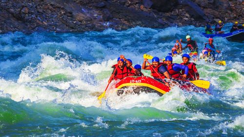  7 Best Rafting Trips In The World That Will Take Your Breath Away