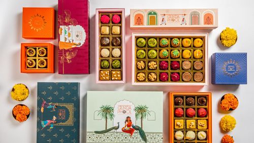 Raksha Bandhan 2022: 25+ Premium Gift Hampers Your Foodie Sibling Will Love