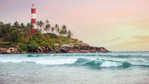 Best Places Visit To Kovalam — Beaches, Backwaters, & Cultural Delights