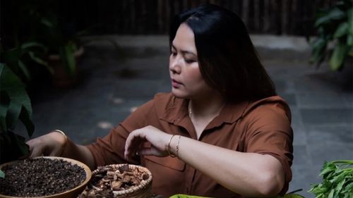 Inside Akhoi: Lin Laishram's Go-To Dishes You Need To Try