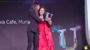 Celebrity yogini Anshuka Parwani with chef Raveena Taurani, whose cafe Yogisattva won the Best Vegan Restaurant award. 