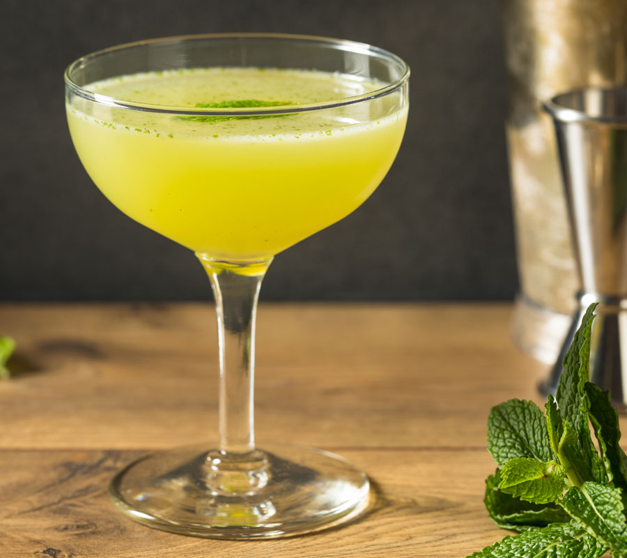 15 DIY Cocktail Recipes With Mint I Zee Zest