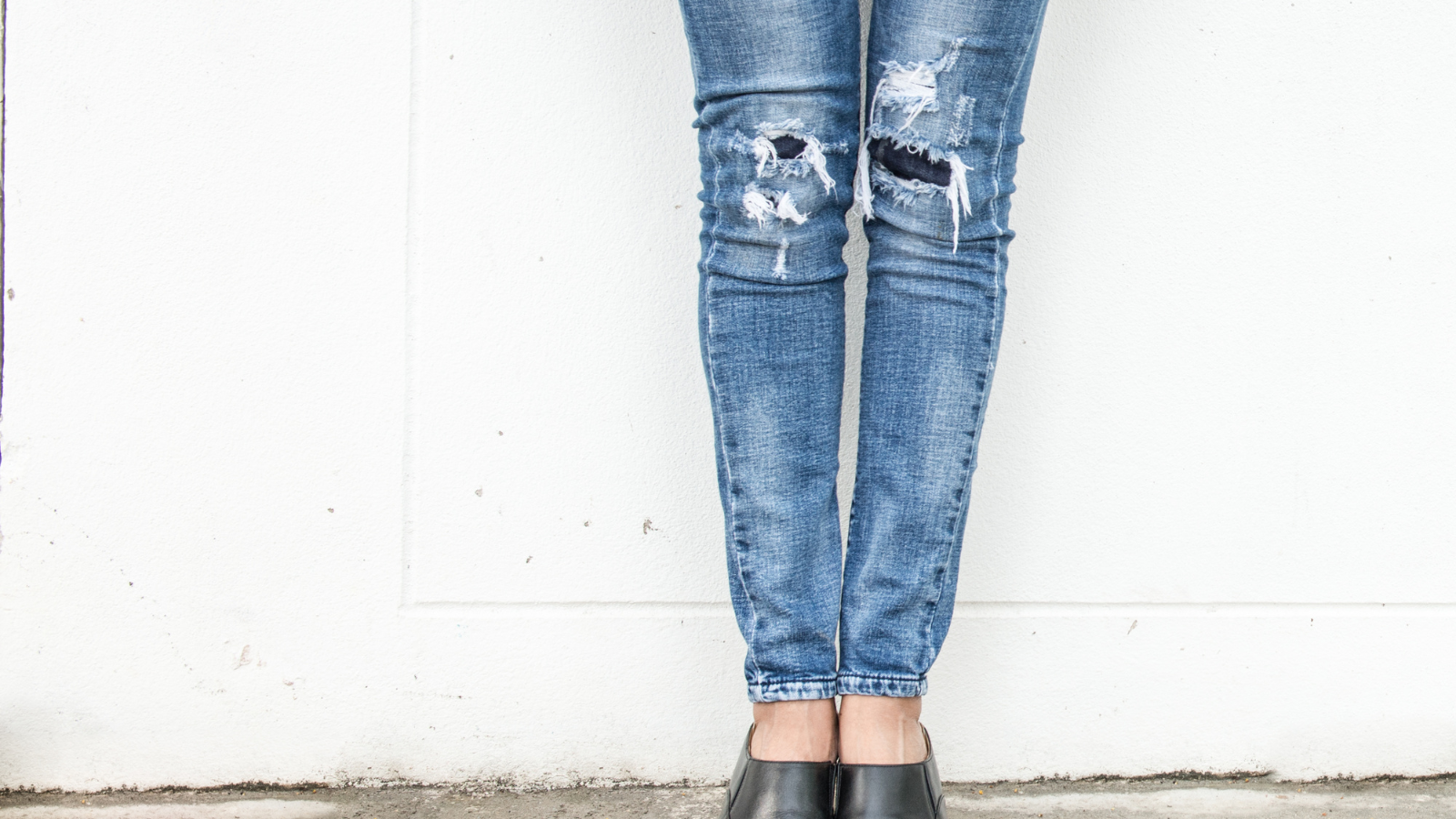 Diy ripped hot sale ankle jeans