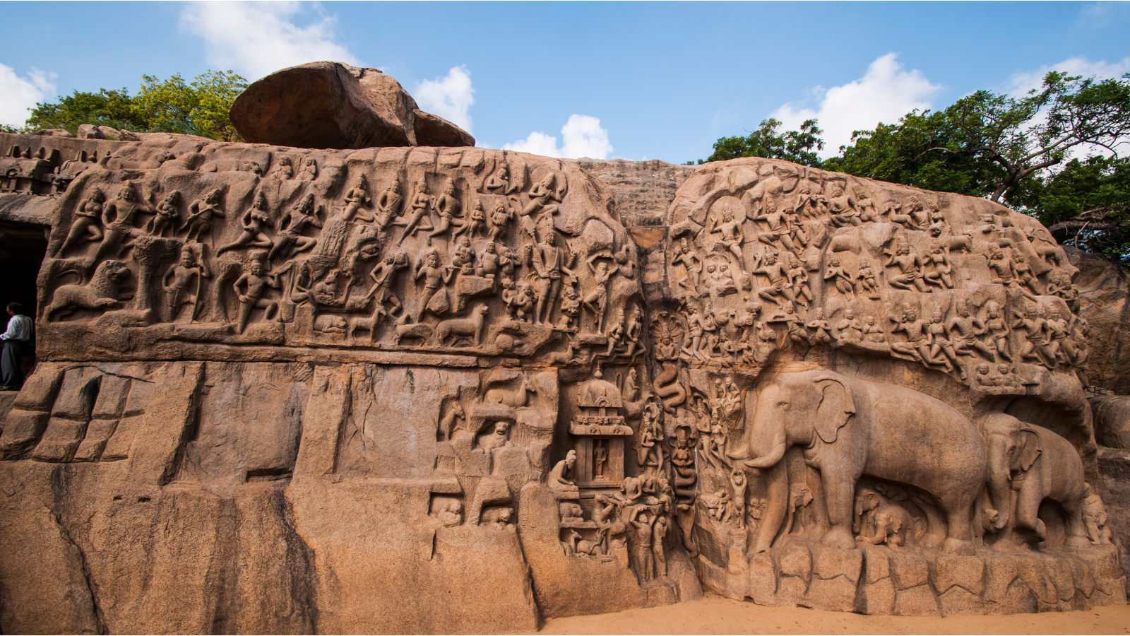 Arjuna's Penance, near Mahabaliburam beach